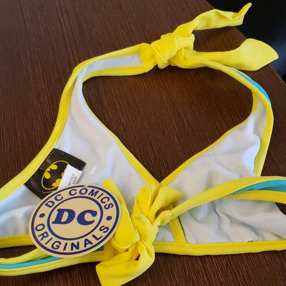 DC Comics Bat Girl 2 Piece Self-tie Halter Bikini Set Size 4/5